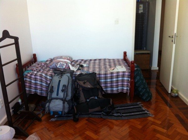 couchsurfing
