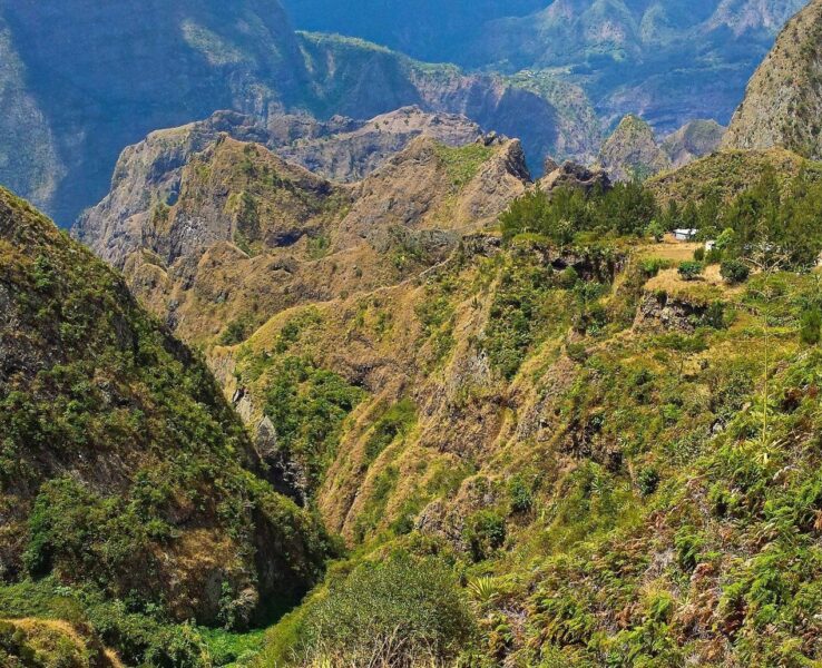 France-La-Reunion-Mafate-Hiking-View-Nick