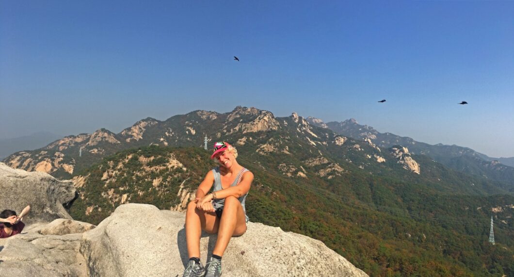 hiken-bukhansan-national-park-seoul