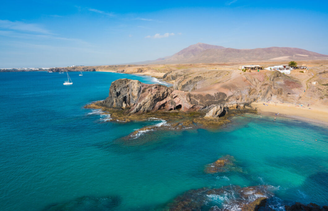 La costa de Papagayo ante los Ajaches - Yaiza