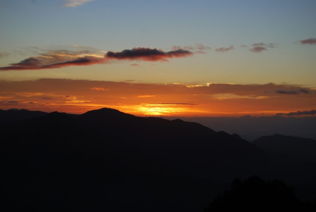 Indonesie-Flores-Kelimutu-zonsopkomst