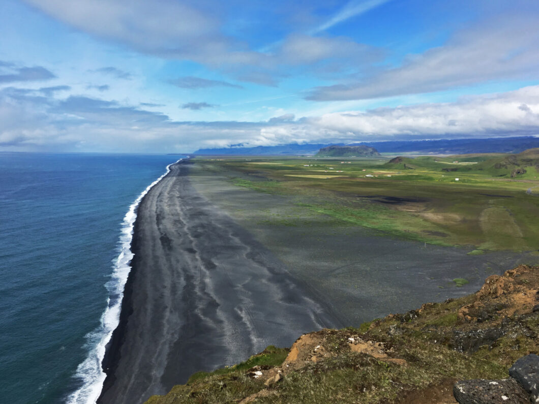 black sand beach Vik, ijsland