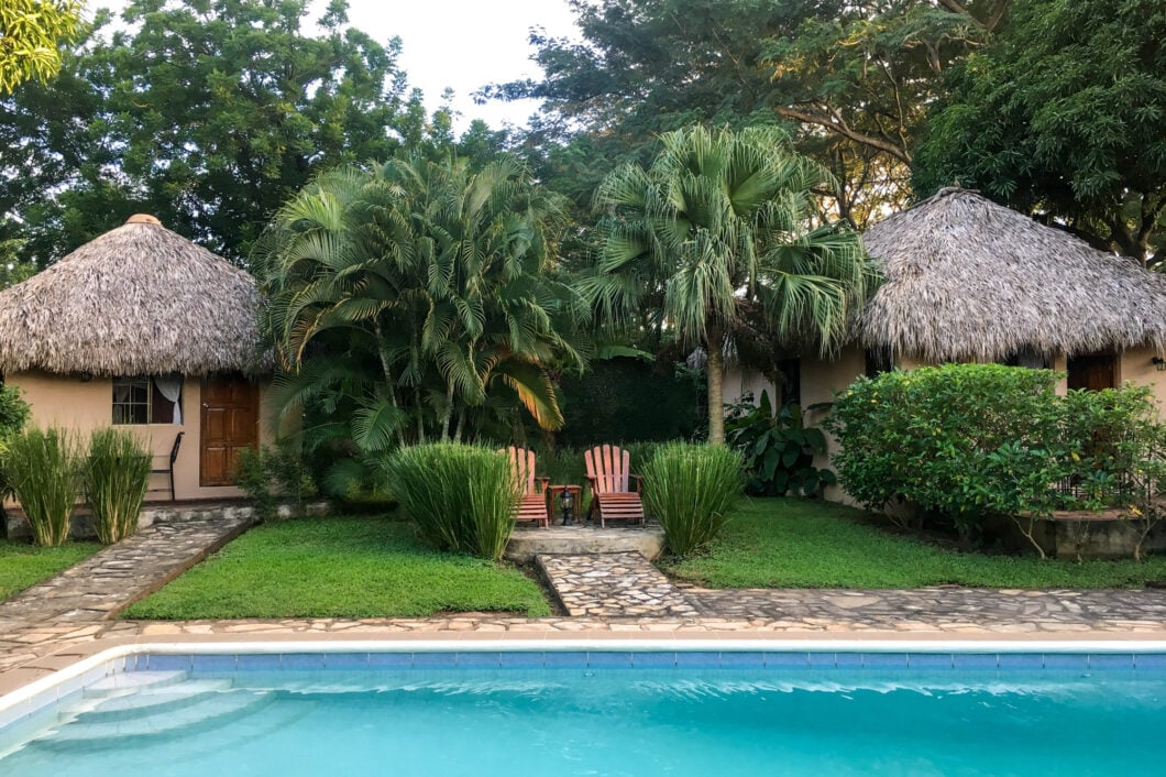 hotel mariposa leon