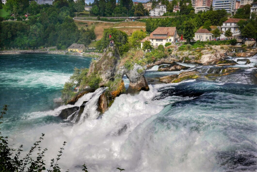Rheinfall Schaffhausen, Zwitserland met de trein