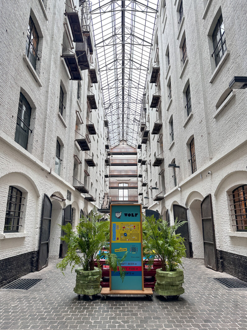 Foodhall Antwerpen pakhuis