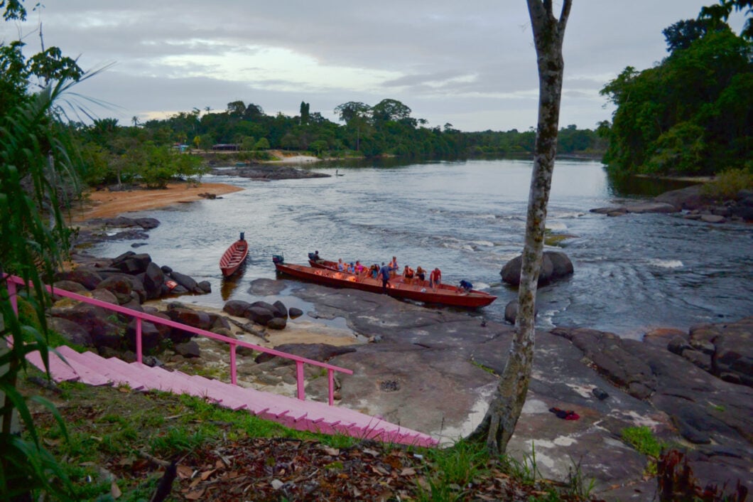 aankomst-isadou-suriname