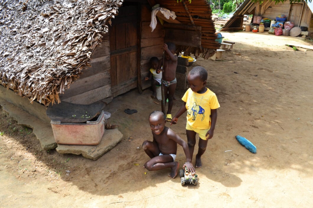 jungle dorp suriname