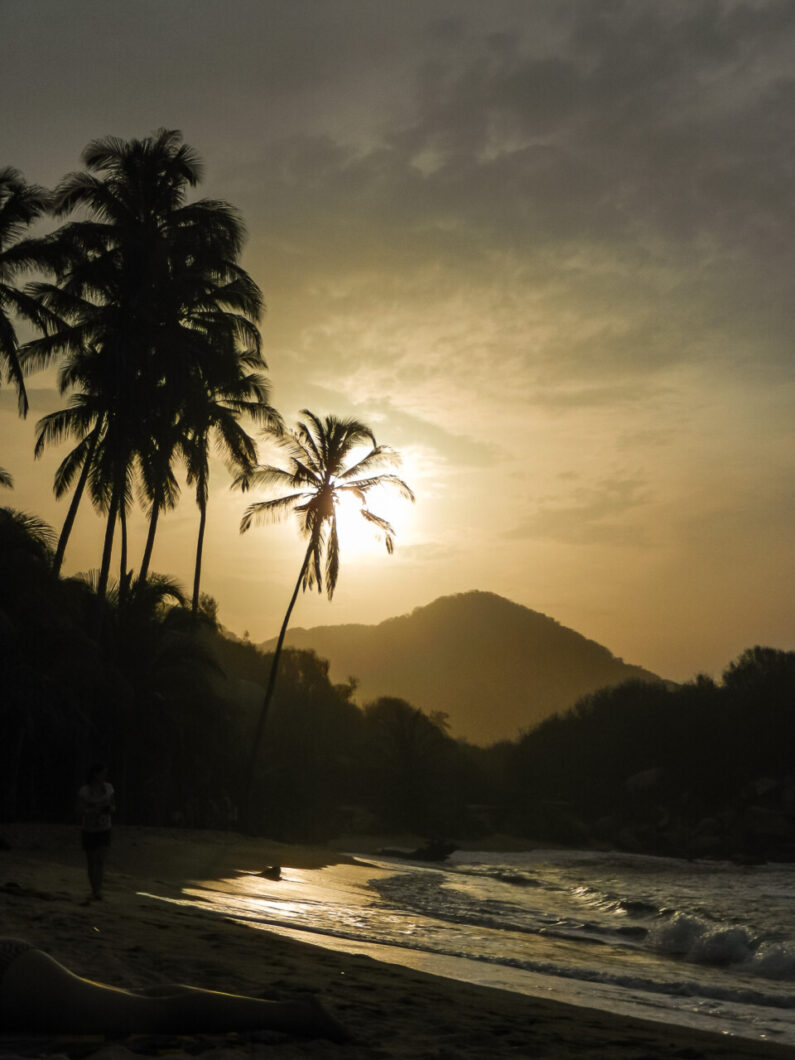 zonsondergang tayrona np