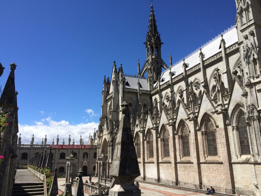 quito-ecuador-cathedraal