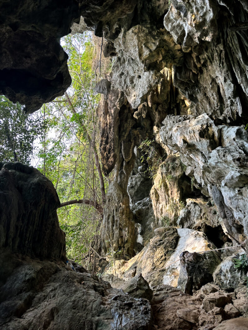 pakarang grot thailand