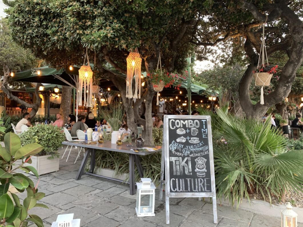 cassetta cafe kos-stad