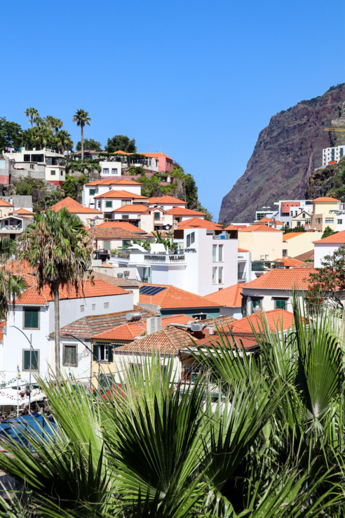 camara dos lobos madeira