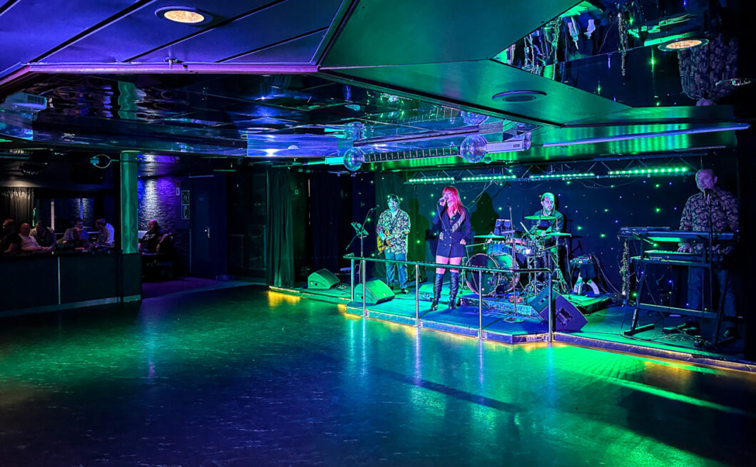 bar-mbar-minicruise-newcastle