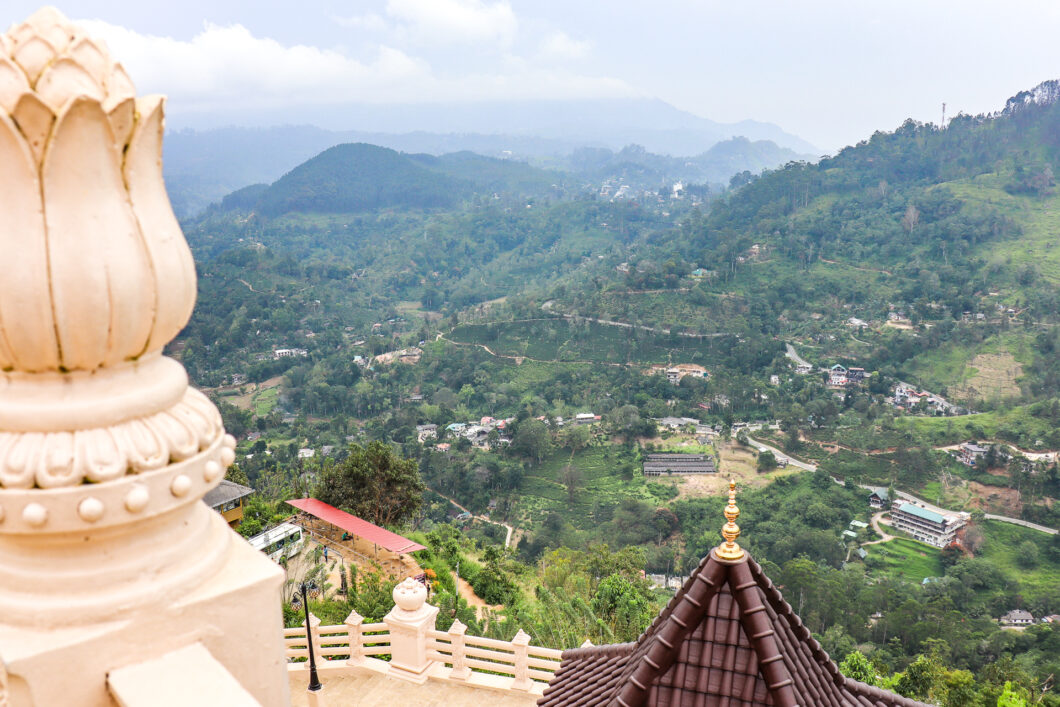 Uitzicht Bandarawela klooster Ella