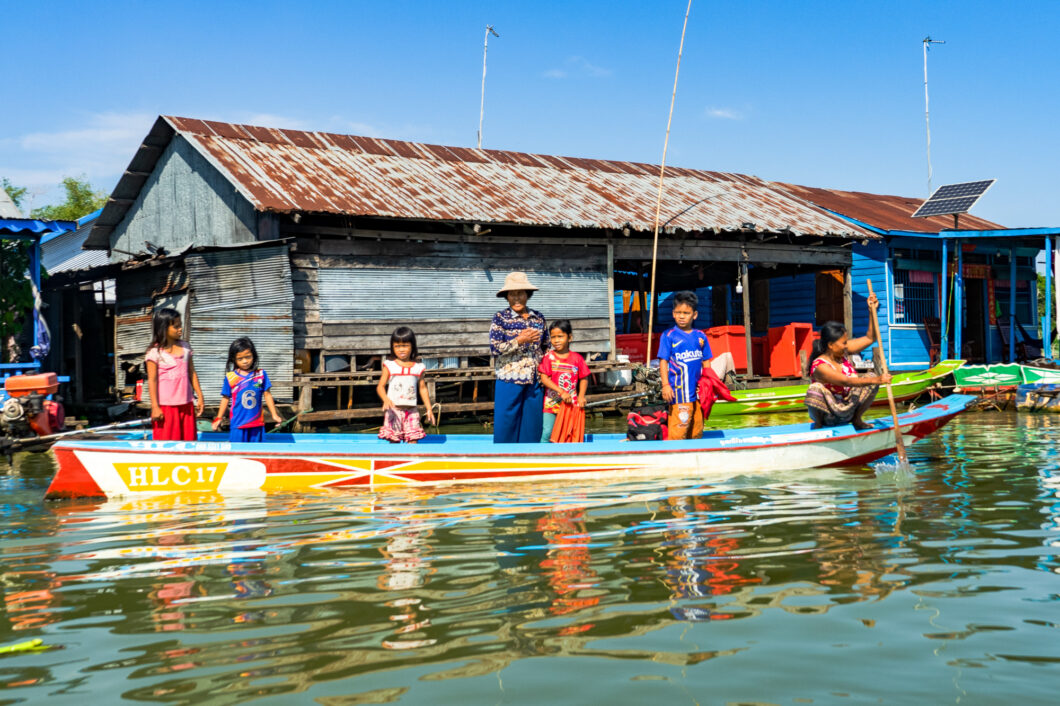 slow boat cambodja
