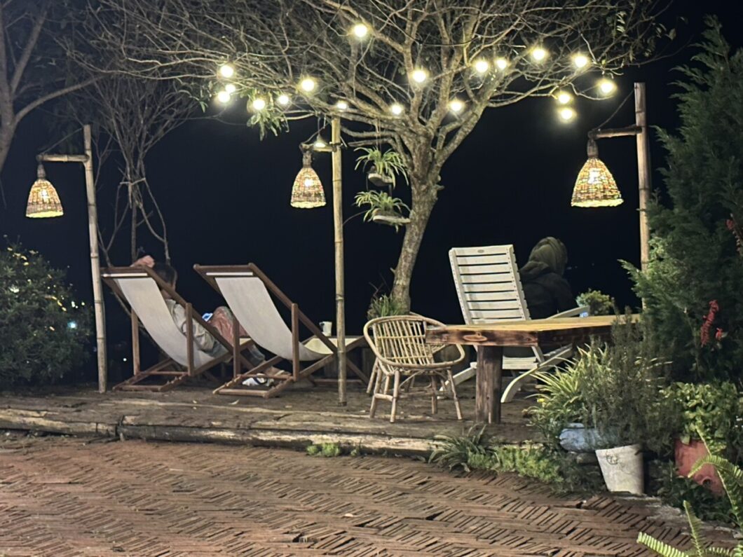 lounge deck homestay-sapa
