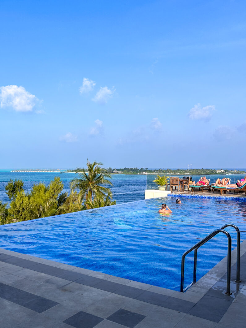 Zwembad Season Paradise Hotel Thulusdhoo