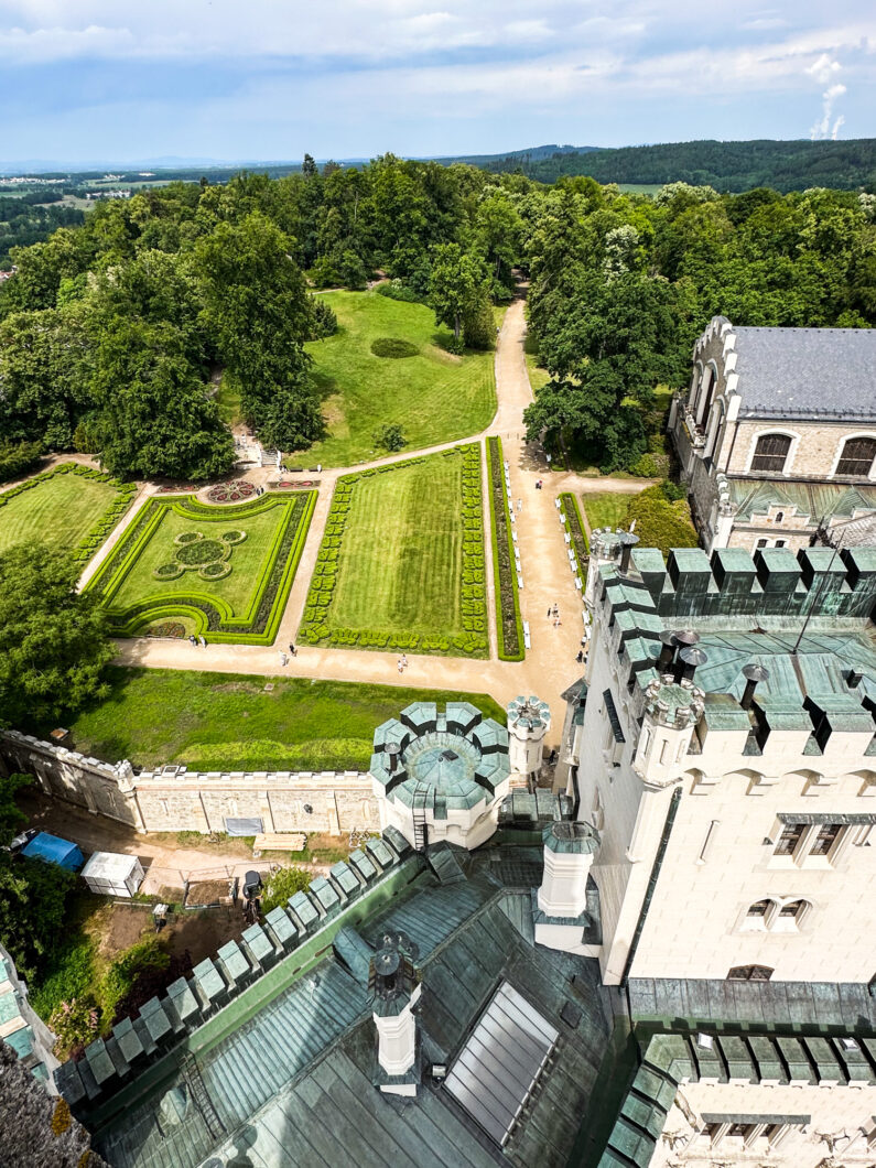 uitzicht kasteeltoren Hluboka castle