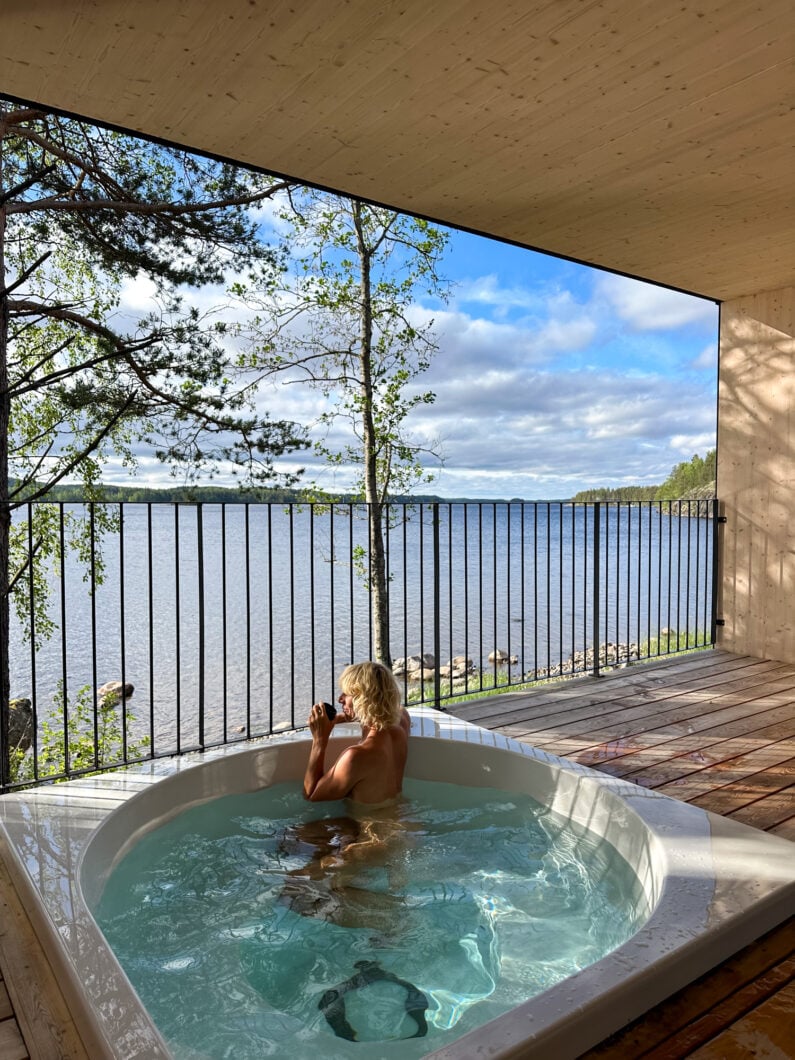 Sahanlahti resort saimaa