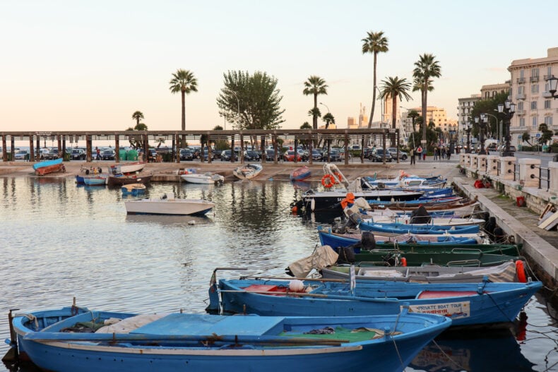 Oude haven Bari Italie