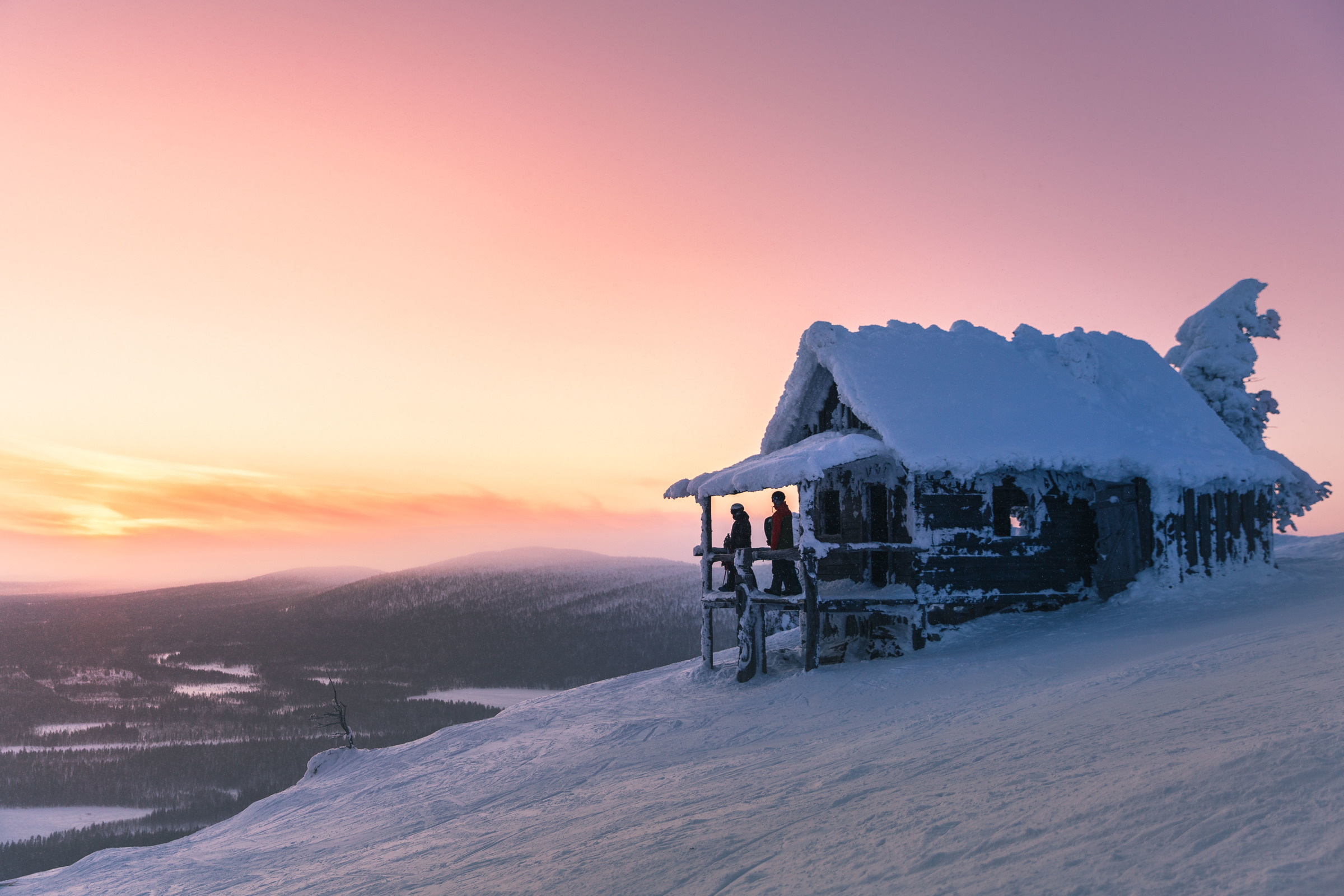 Sunset Santa Cabin Levi