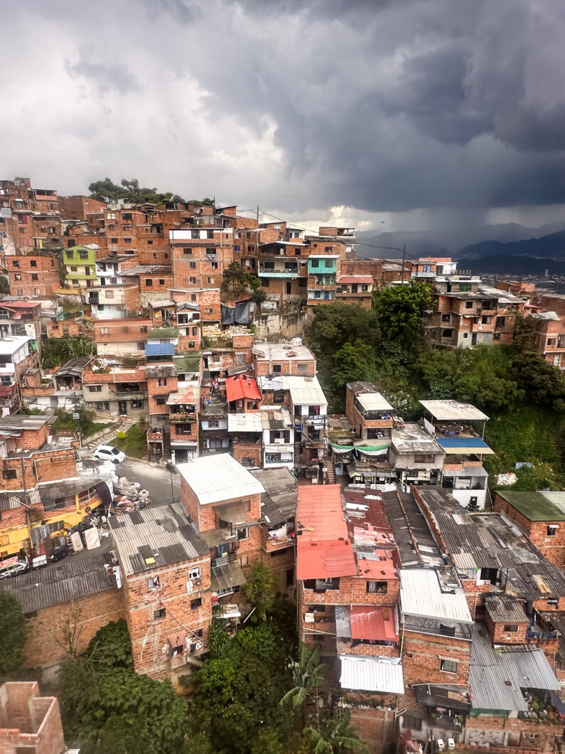 comuna medellin, santo domingo