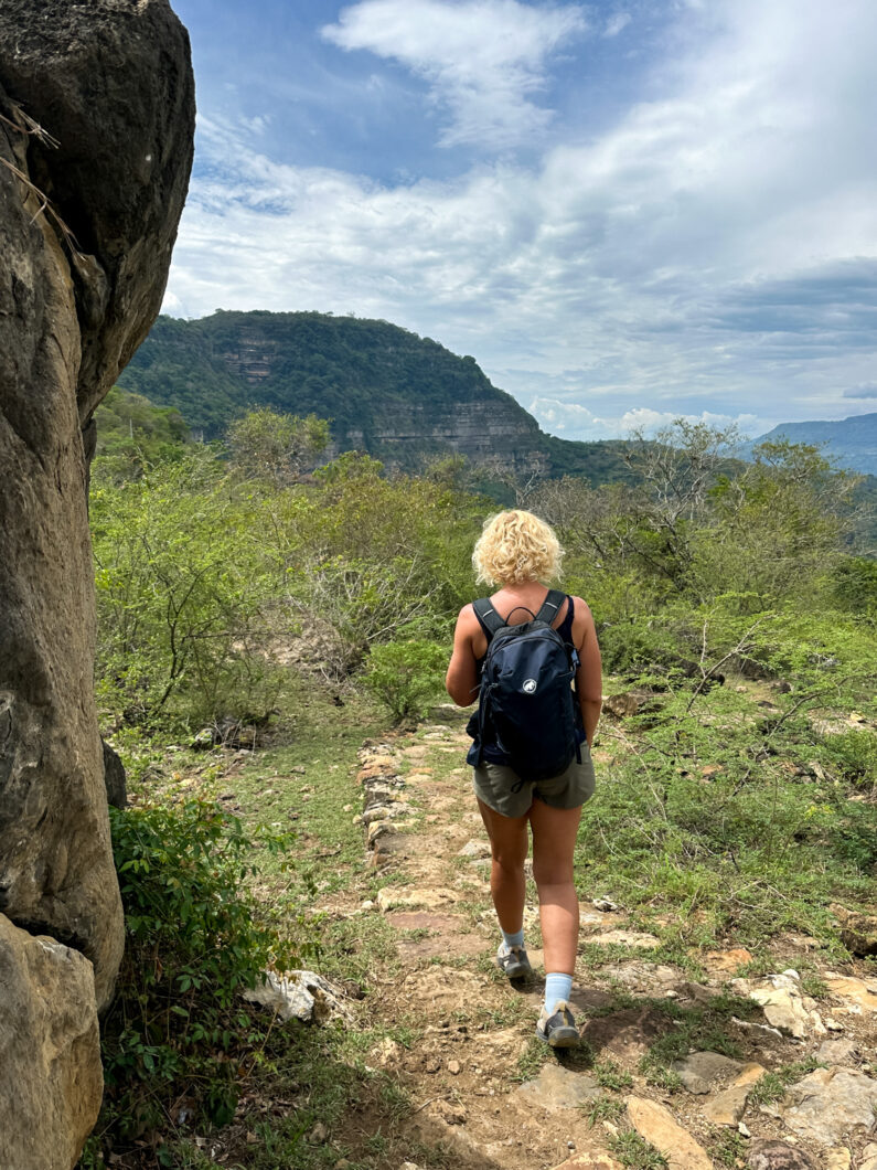Annemarie hike cabrera, colombia