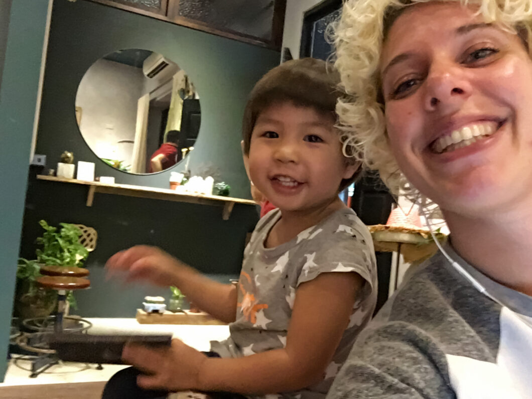 Annemarie bij gastfamilie, minsu taiwan