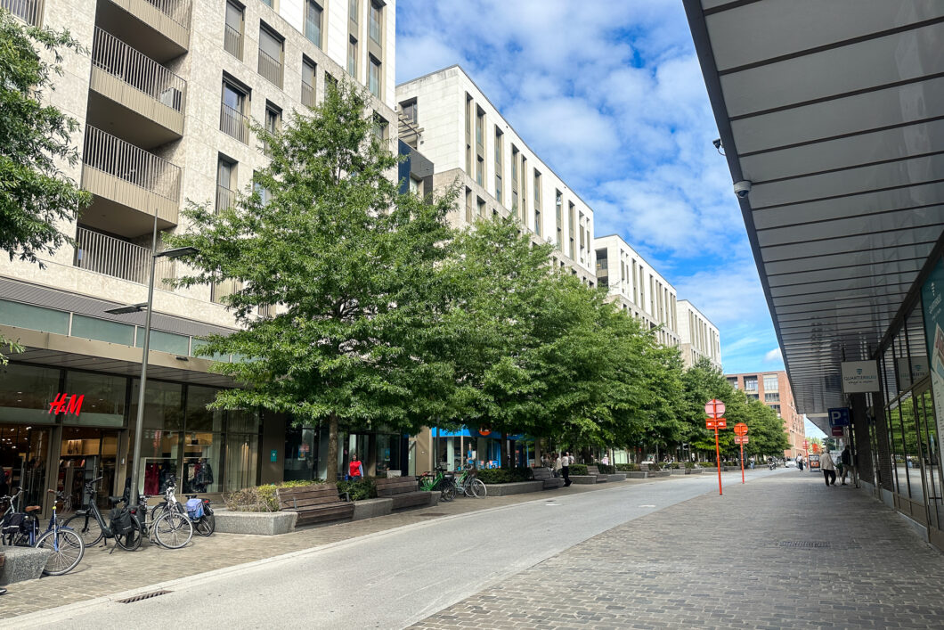 Quartier Bleu aan het water van de Kanaalkom in Hasselt