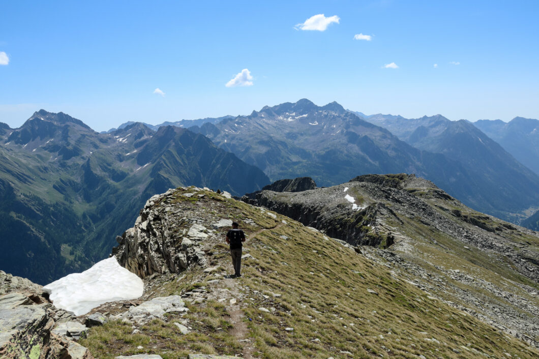 hike punta valfredda, aosta vallei